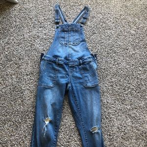 Maternity overalls